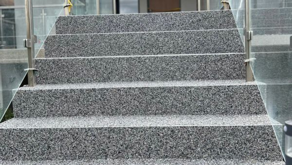 Permeable Paving for Stairs Access Ramps 